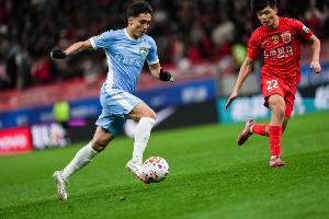 鲁媒：阿卜杜肉苏力等多位泰山青训首轮获时机，，，，贾非凡将面临旧主_24直播网