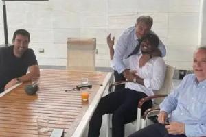 哈维称被埃切瓦里亚辜负！西媒：他是拉波尔塔前妹夫，，，，，影响力大_24直播网