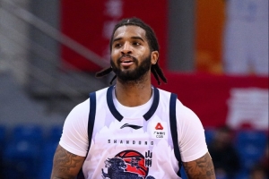 17罚全中！克里斯9中6砍下29分10板 正负值+21_24直播网