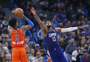 亚历山大一连127场20+创历史！Skip：快船球迷肯定又在唉声叹气了_24直播网