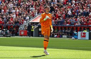 科瓦尔：我在滕哈赫执教勒沃库森前就决议离队，，，，脱离前都没见过他_24直播网