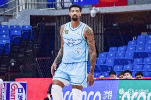 媒体人：青岛的内线实力被山东进一步拉开差别 球队只能依赖米奇_24直播网