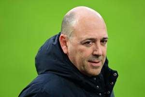 药厂高层：我们预算只有拜仁1/3，，，，，，妄想28-29赛季与拜仁争取冠军_24直播网