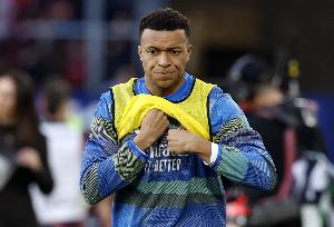 队报：姆巴佩已正式伤愈复出，，，，将随皇马出征曼城_24直播网