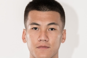 记者：闫炳良没有骨折，，正常情形下三周左右能恢复_24直播网