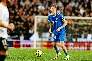 马卡：皇马将身穿深蓝色球衣对阵曼城，，，，，预计1200名皇马球迷加入_24直播网