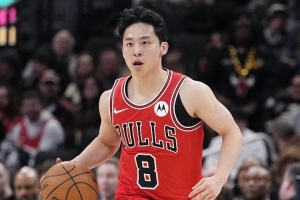 捉住上场时机！河村勇辉得5分1板2助 连造对方三分犯规+进攻犯规_24直播网