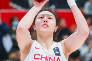 状态照旧欠好！张茹首发6分33秒只拿到1板1断 泛起3失误3犯规_24直播网