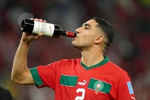 今日趣图：期待了一晚英超大逆转，，，，，，效果最大逆转是改判摩洛哥夺冠_24直播网