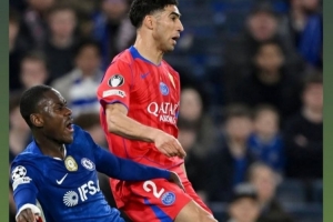 查洛巴晒被阿什拉夫踩脚踝照片：脚踝本可能骨折，，，，，谢谢耶稣；；；；の襙24直播网