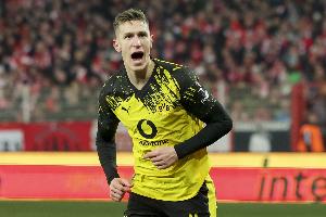 罗马诺：多特已为施洛特贝克提供续约条约，，，，，，若不续今夏是离队时机_24直播网