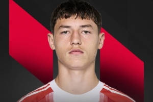 帕维奇是首位出战欧冠角逐的10后球员，，，，，赛事历史第三年轻进场球员_24直播网