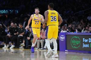 斯玛特：很兴奋不必在场上防守东契奇了 他是皇家国际王牌！_24直播网