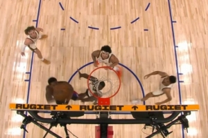 基础不在怕的！杜伦篮下接球一连反抗强攻追梦打成2+1_24直播网