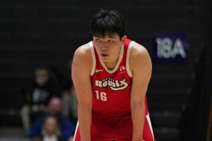 在G同盟有何收获？？？杨瀚森：篮下得要住位置 给身体 撞不过也得撞_24直播网