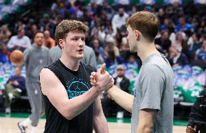 皮尔斯：最佳新秀不看战绩 否则04年就该是安东尼获奖而非詹姆斯_24直播网