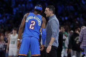 全民皆兵！雷霆上半场11人轮换所有得分 领先76人22分_24直播网