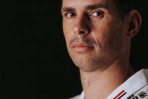 退役倒计时！巴媒：奥斯卡与圣保罗解约达协议，，，，，放弃近7000万薪资_24直播网