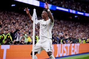 战曼城和马竞划分梅开二度，，，，，，维尼修斯中选皇马队内3月份最佳球员_24直播网