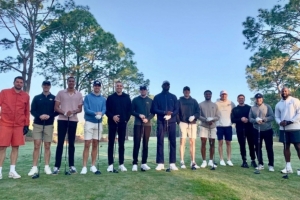 里夫斯：队友们以前总笑话我打高尔夫 我很兴奋他们现在着迷其中_24直播网