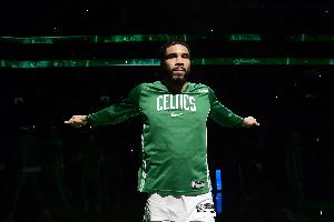 塔图姆：我记得无法行走奔驰也无法打球的日子 我倍感珍惜现在_24直播网