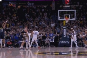 再不赢爵士哭了！贾马尔·穆雷三分杀死角逐 掘金5分钟轰21-5_24直播网