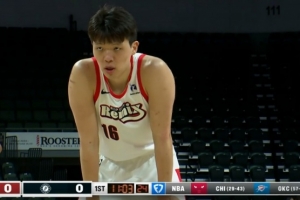 先拔头筹！杨瀚森内线接球强攻造成杀伤 随后罚球稳稳掷中_24直播网