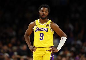 湖人官方：球队已从南湾湖人召回布朗尼&克内克特&巴夫金_24直播网