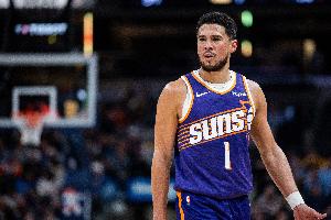 近7战1胜6负！布克：不必太在意排名 打出准确气概的篮球就行_24直播网