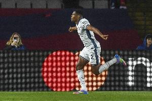 意媒：曼市双雄和利物浦关注邓弗里斯，，，国米想加薪到500万欧续约_24直播网