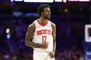 伊森谈状态回暖：我一直专注于最主要的事情 昂起头然后一直起劲_24直播网