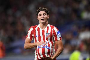 罗马诺：阿尔瓦雷斯绝对在巴萨的思量之中，，，，，但马竞无意将其出售_24直播网