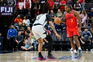 马刺过快船：旧小卡vs新小卡_24直播网