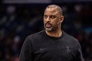 曾令旭：说完这场球 能明确火箭球迷对乌度卡意见为什么那么大了_24直播网