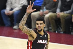 场均9.1板1.1帽！斯波：韦尔在护筐方面的前进很是显着_24直播网