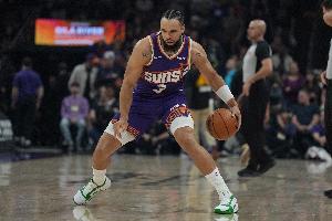 太上头了！狄龙上半场7中1得3分1板1助 狂喷KD遭打脸&两次趴地囧_24直播网