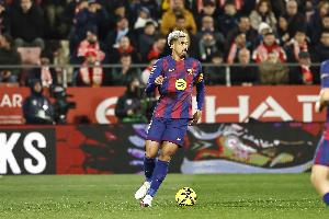 每体：阿劳霍很是重视家庭，，，，，，那是他遭受品评或受伤时的避风港_24直播网