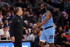 卢谈扭转6胜21负的时势：不可遗忘哈登&祖巴茨&科比·布朗的孝顺_24直播网