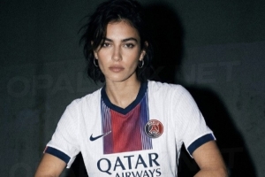 巴黎圣日耳曼新赛季客场球衣设计曝光：接纳渐变色条纹和队徽_24直播网