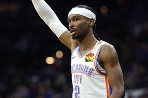 又双叒叕三节打卡！亚历山大17中9砍20分11助 仅1次罚球还不中_24直播网