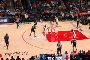 杀死角逐？？？？？爱德华兹左侧45°后撤步大心脏三分掷中 森林狼领先7分_24直播网