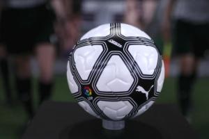 你还记得吗？？？？皇马vs赫罗纳角逐用球、球衣、转播等均接纳复古气概_24直播网