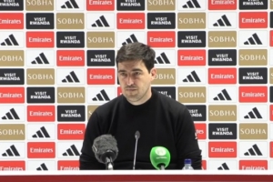 伊劳拉：我一直担心定位球防守，，，，但除了谁人点球判罚我们做得很好_24直播网