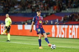 世体：马丁因腓肠肌不适中场休息后被换下，，，，，，详细伤情尚有待确认_24直播网