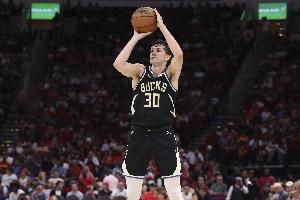 双向条约！科马克·瑞安通例赛最后7场场均19.6分 3分掷中率47.9%_24直播网