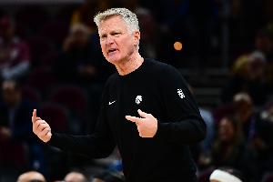 科尔：73胜“总亚军”没什么可丢人的 克利夫兰的逆转是非凡壮举!_24直播网