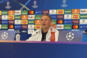 恩里克：我们知道在安菲尔德角逐的难度，，不是来这死守2-0比分的_24直播网