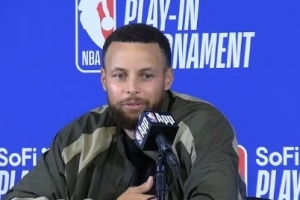 【完整版】库里：谆峒名人堂成员&防守端奇才 我们是天生的赢家_24直播网