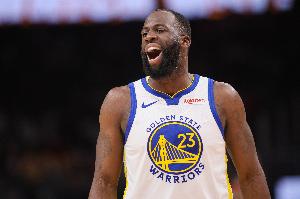 库里：追梦还带着点伤风每次暂停都在咳嗽 他就是在咬牙坚持！_24直播网