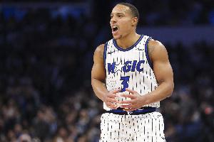 我以为我是来辅佐你们的~贝恩力拼40分钟 16中10空砍34分燃尽_24直播网